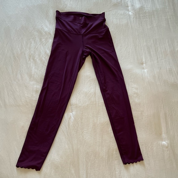 Joy lab leggings scalloped ends and top XS - Picture 2 of 3